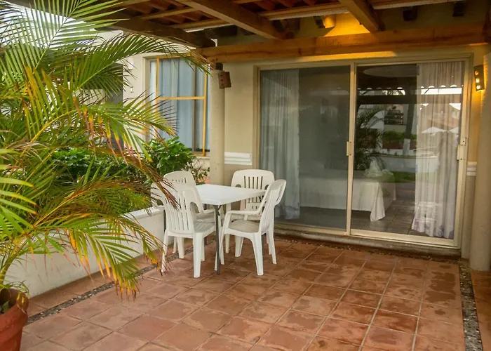 Aca Suites Ixtapa