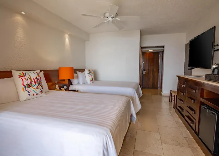 Las Brisas Ixtapa
