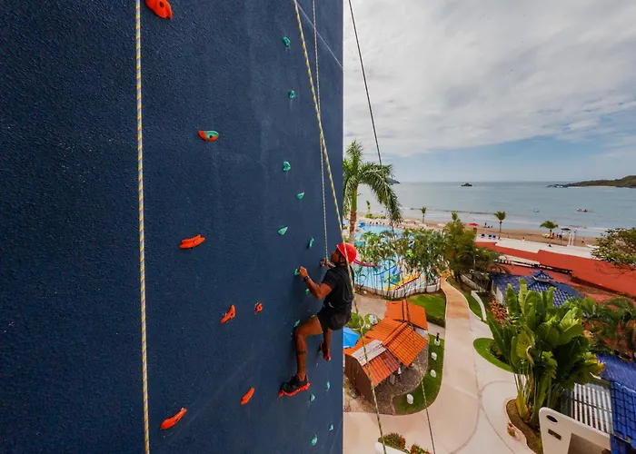 Azul Ixtapa All Inclusive Resort