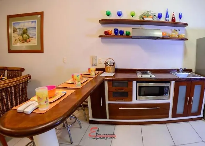 Villa Exclusiva En Ixtapa A Unos Pasos Del Mar
